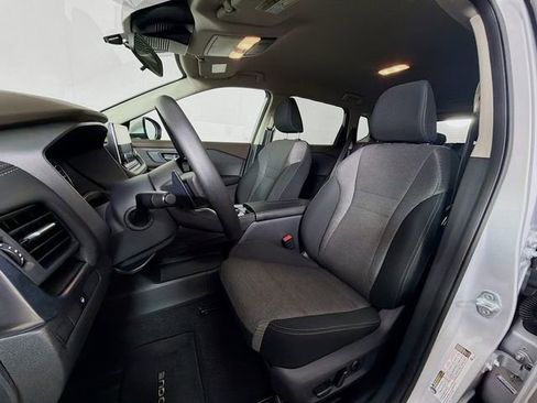 Certified 2023 Nissan Rogue SV image 21