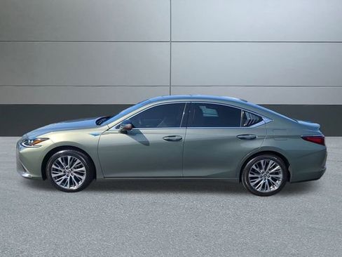Used 2021 Lexus ES 350 w/ Premium Package image 3