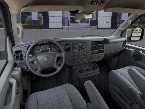 New 2025 GMC Savana 3500 LS image 15