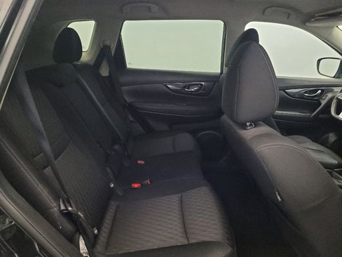Used 2018 Nissan Rogue SV AWD/4WD image 19