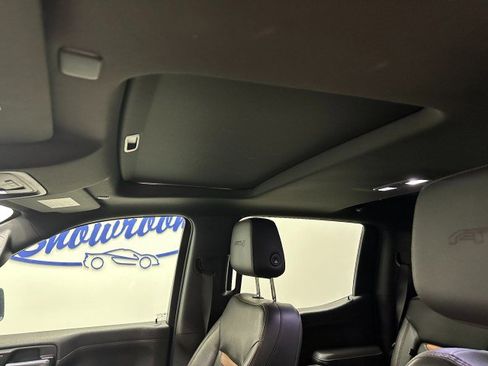 Used 2020 GMC Sierra 1500 AT4 w/ AT4 Premium Package AWD/4WD image 36