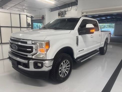 Used 2022 Ford F250 Lariat w/ Lariat Value Package image 3
