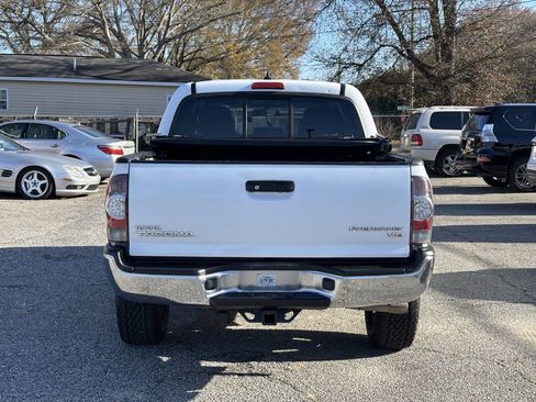 Used 2015 Toyota Tacoma PreRunner w/ TRD Off-Road Package image 7