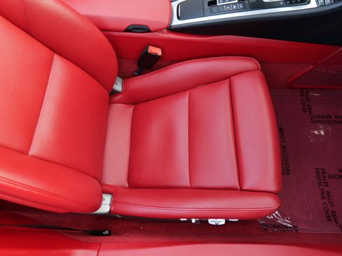 Used 2015 Porsche 911 Carrera 4S image 37