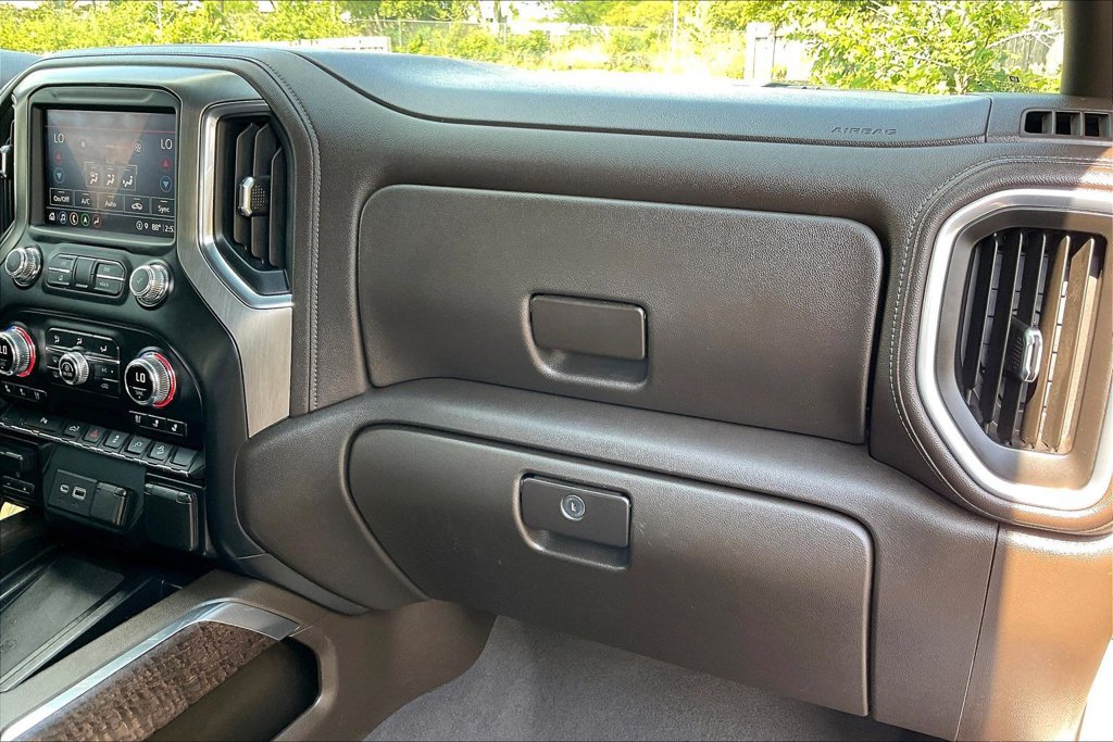 Used 2022 GMC Sierra 1500 Denali AWD/4WD image 16