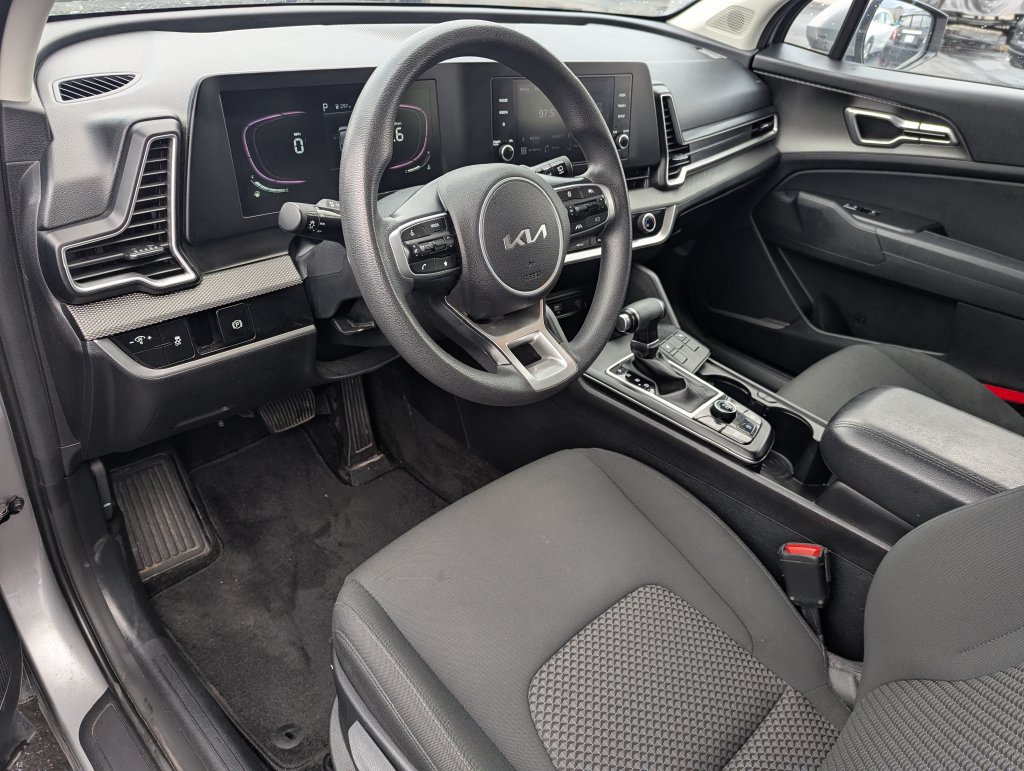 Used 2023 Kia Sportage LX AWD/4WD image 23