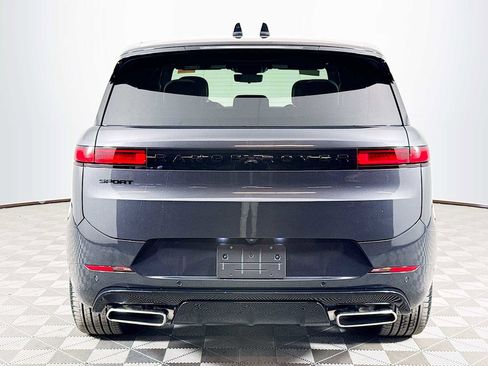 New 2026 Land Rover Range Rover Sport Dynamic SE AWD/4WD image 6
