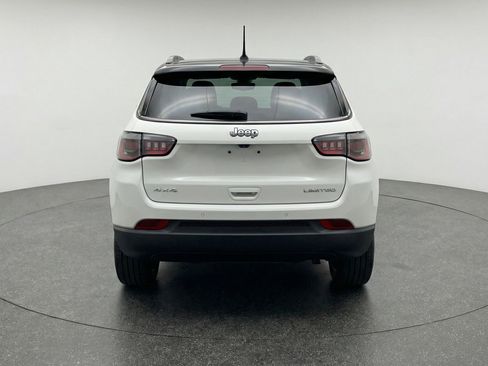 Used 2025 Jeep Compass Limited AWD/4WD image 7