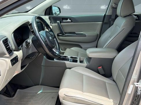 Used 2017 Kia Sportage EX w/ EX Premium Package FWD image 5