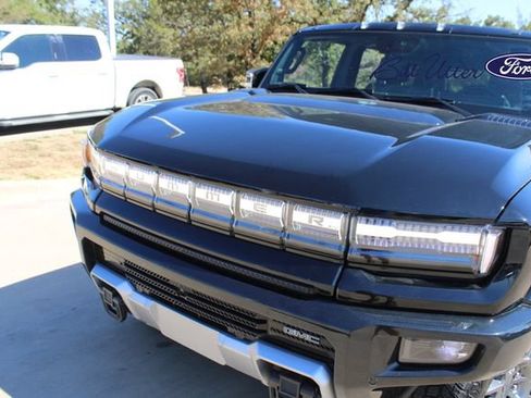 Used 2024 GMC Hummer EV 3X AWD/4WD image 13