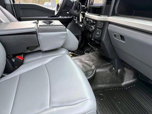 Used 2024 Ford F350 XL image 11