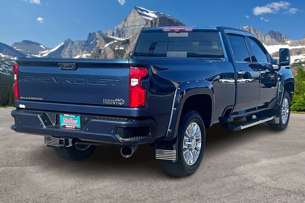 Used 2021 Chevrolet Silverado 3500 High Country AWD/4WD image 2