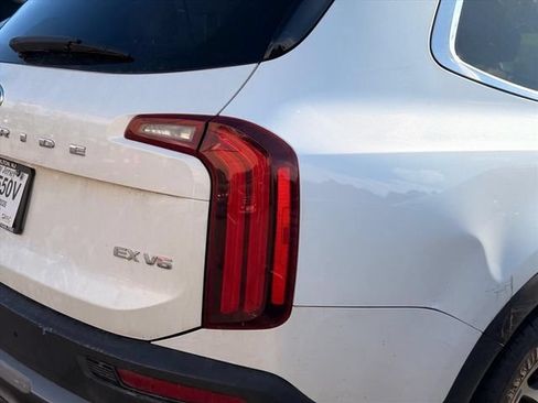 Used 2021 Kia Telluride EX AWD/4WD image 11