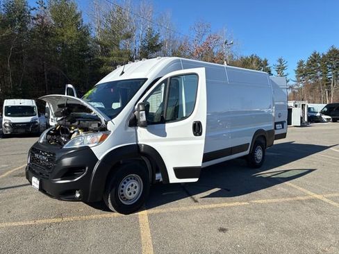 Used 2025 RAM ProMaster 2500 w/ Convenience Group image 15