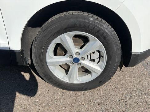 Used 2022 Ford Edge SE AWD/4WD image 13
