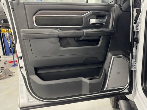 New 2025 RAM 4500 4x4 Crew Cab DRW w/ Laramie Trim Package image 22