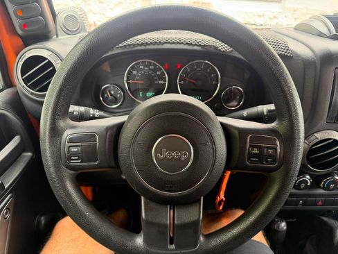 Used 2013 Jeep Wrangler Sport AWD/4WD image 24