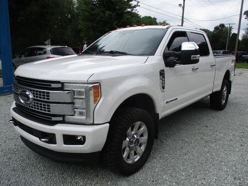 Used 2017 Ford F350 Platinum w/ Platinum Ultimate Package AWD/4WD image 1