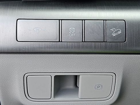 Used 2024 Hyundai Kona SEL FWD image 21