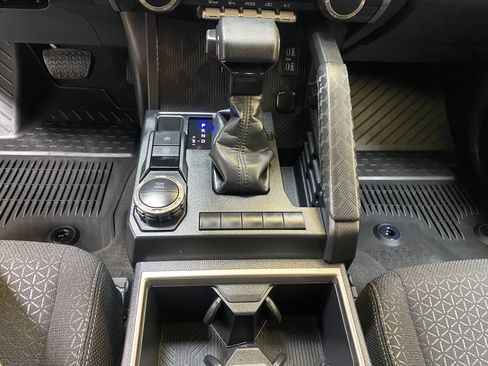 Used 2025 Toyota 4Runner SR5 image 44