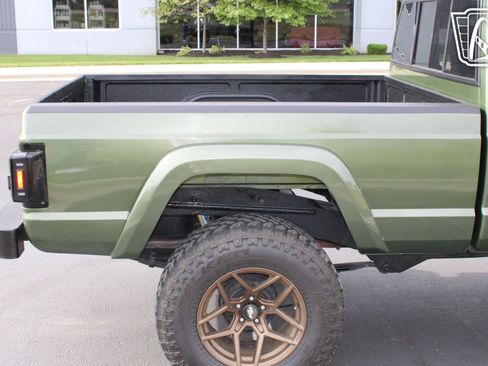 Used 1990 Jeep Comanche 2WD image 30