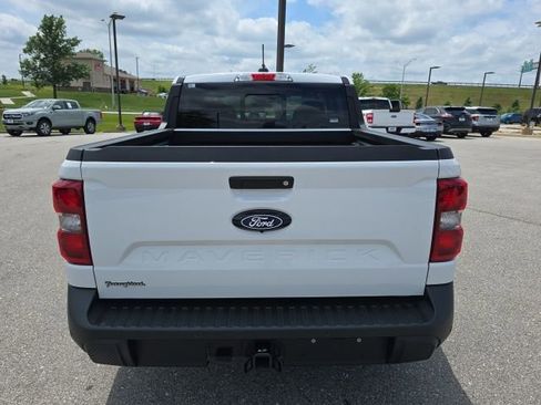 Used 2025 Ford Maverick Lariat AWD/4WD image 4