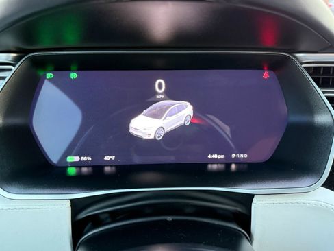 Used 2018 Tesla Model X 100D image 11