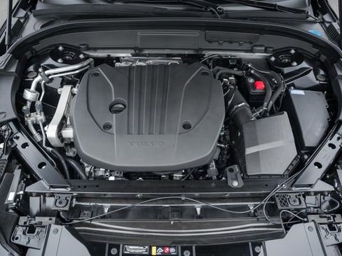 New 2026 Volvo XC60 B5 Ultra w/ Protection Package Premier image 20