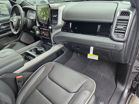New 2026 RAM 1500 Laramie AWD/4WD image 17