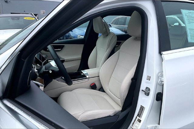 Used 2026 Mercedes-Benz C 300 4MATIC Sedan image 6