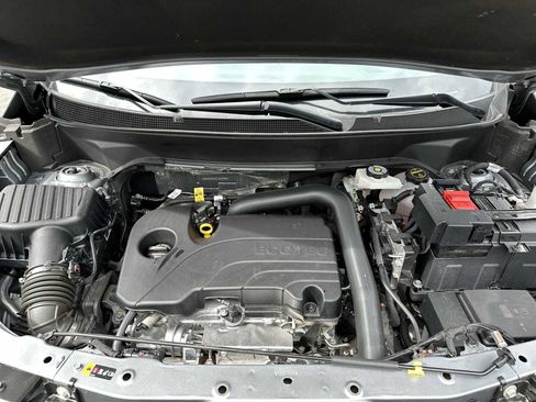 Certified 2026 Chevrolet Equinox LT w/ Convenience Package II FWD image 13