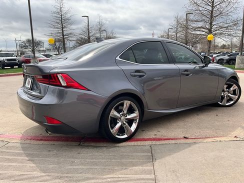 Used 2016 Lexus IS 200t RWD image 5