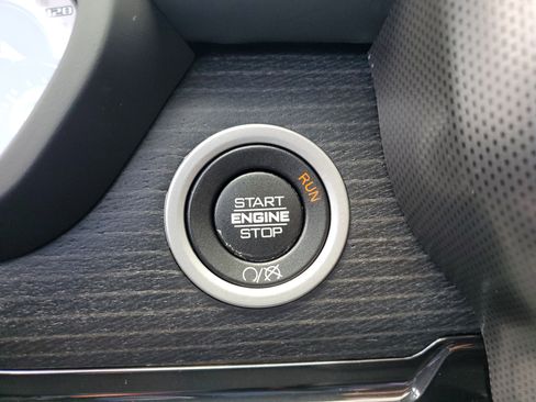 Used 2022 RAM 3500 Limited w/ Max Tow Package image 24