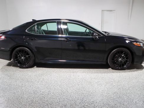 Used 2024 Toyota Camry XSE image 6