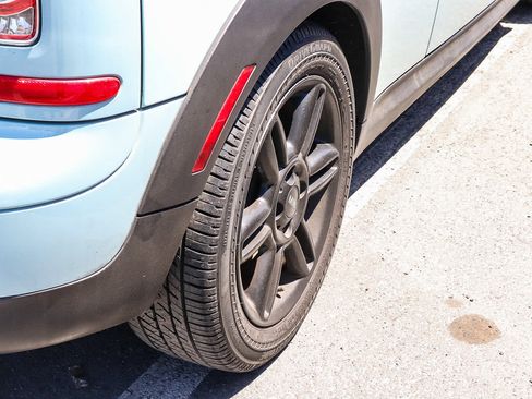 Used 2014 MINI Cooper Clubman FWD image 16