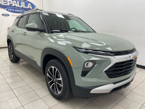New 2026 Chevrolet TrailBlazer LT w/ Convenience Package AWD/4WD image 1