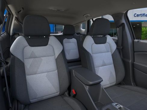 New 2026 Chevrolet Trax LS w/ LS Convenience Package FWD image 16