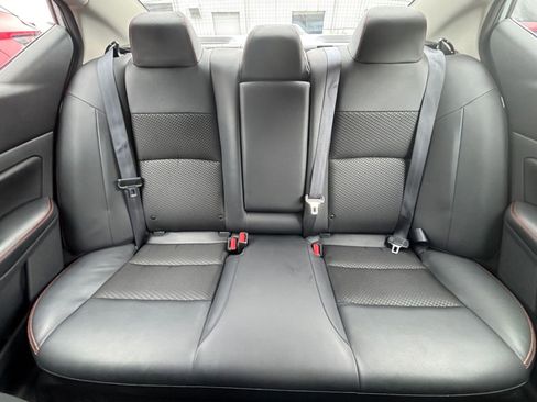 Used 2025 Nissan Altima 2.5 SR FWD image 37