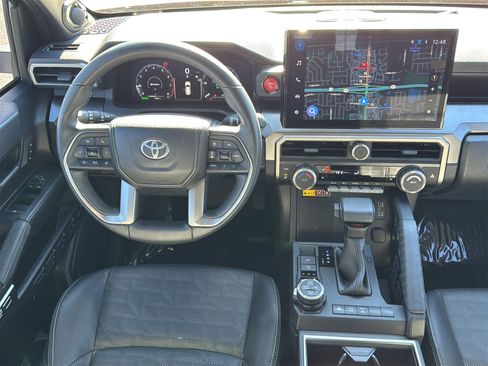 Used 2025 Toyota 4Runner TRD Off-Road Premium image 11