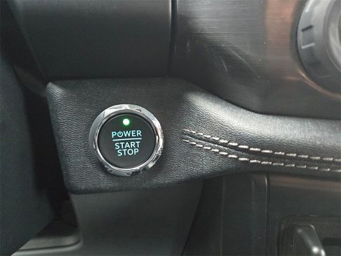 New 2025 Ford F150 Lightning Flash image 19