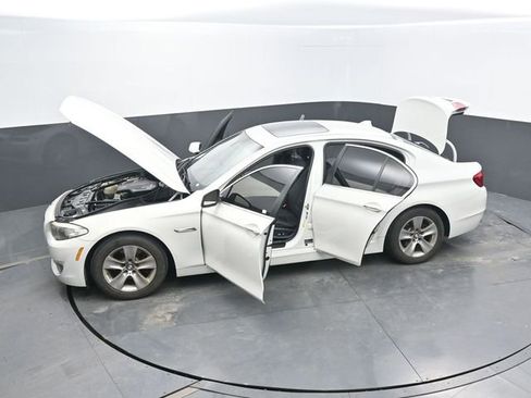 Used 2013 BMW 528i Sedan image 46