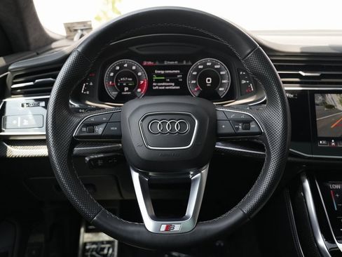 Used 2022 Audi SQ8 Prestige w/ Prestige Package image 46