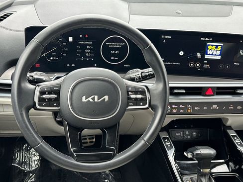 Used 2024 Kia Sorento SX image 23