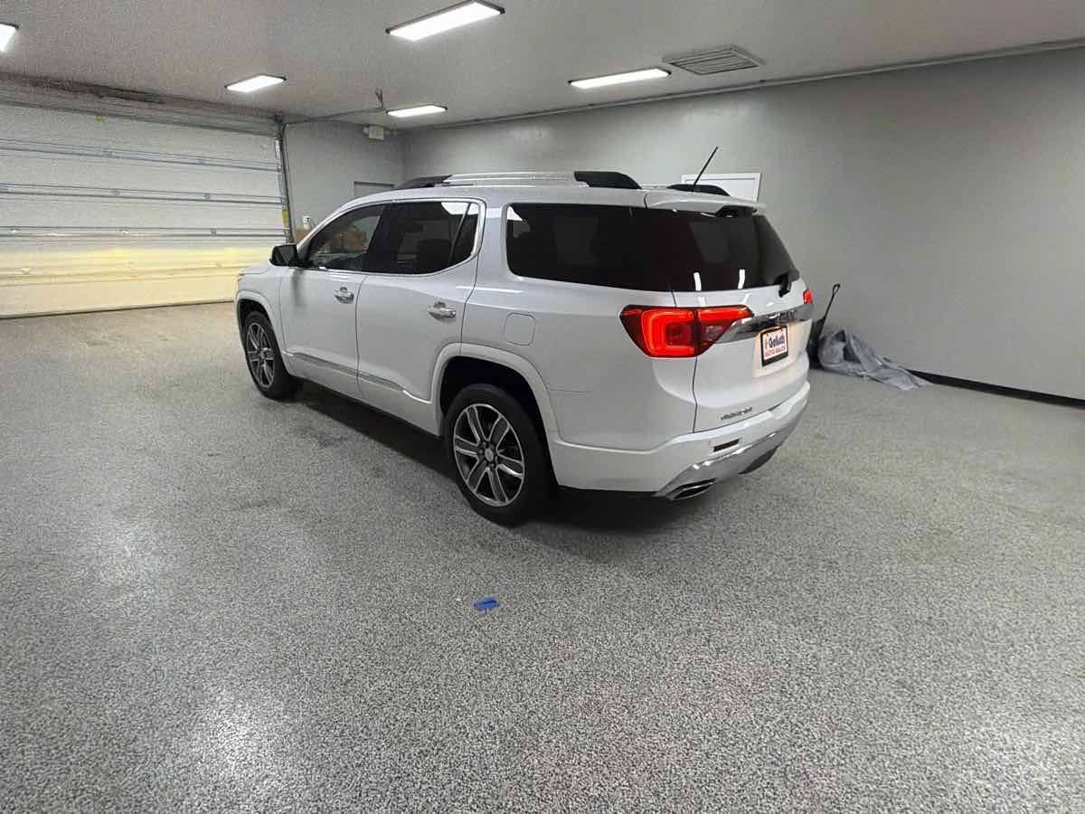 Used 2017 GMC Acadia Denali FWD image 5