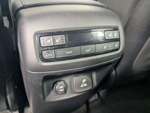 Used 2022 Hyundai Palisade Limited FWD image 38