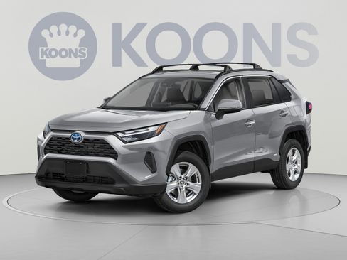 Used 2025 Toyota RAV4 XLE AWD/4WD image 1