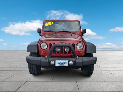 Used 2013 Jeep Wrangler Unlimited Rubicon w/ Connectivity Group image 2