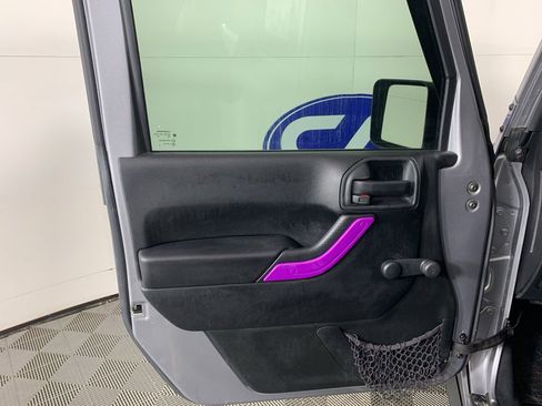 Used 2017 Jeep Wrangler Unlimited Sport w/ Connectivity Group image 14