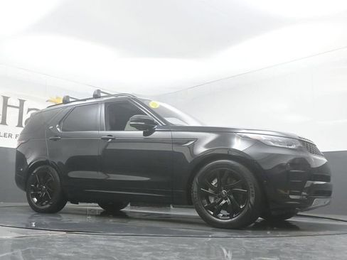 Used 2020 Land Rover Discovery Landmark AWD/4WD image 2
