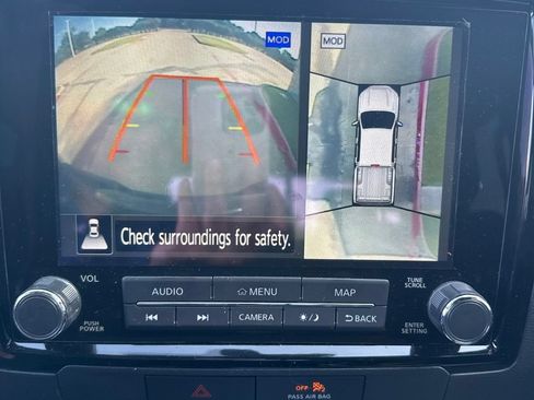 Used 2022 Nissan Frontier PRO-4X w/ Pro-4X Premium Package AWD/4WD image 8
